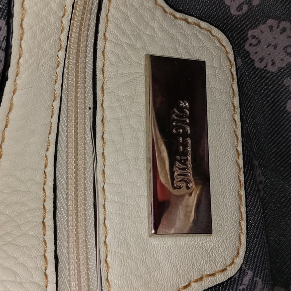 MISS ME PEBBLED LEATHER PURSE/CROSSBIDY - Picture 8 of 10